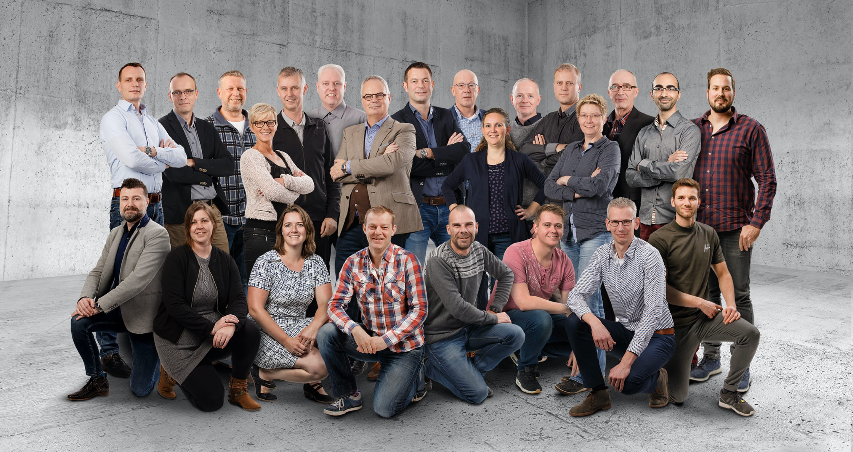 home-hero__teamfoto2x.jpeg